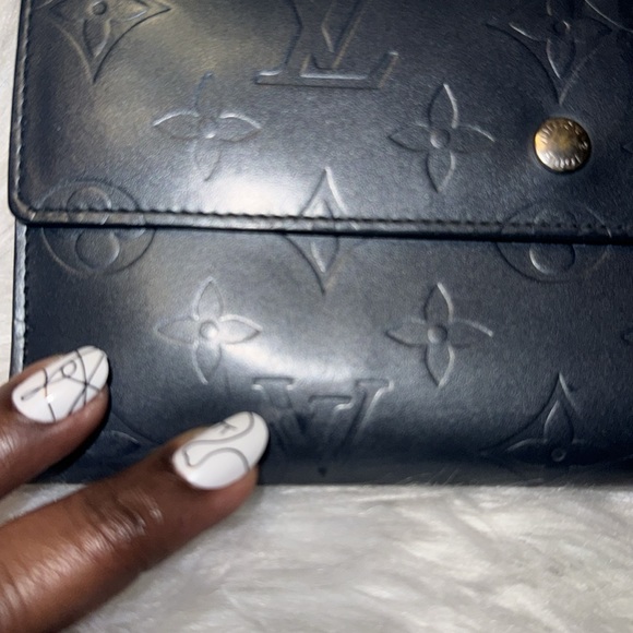 Louis Vuitton Grey Monogram Vernis Mat International, Grey wallet GUC - Picture 7 of 14